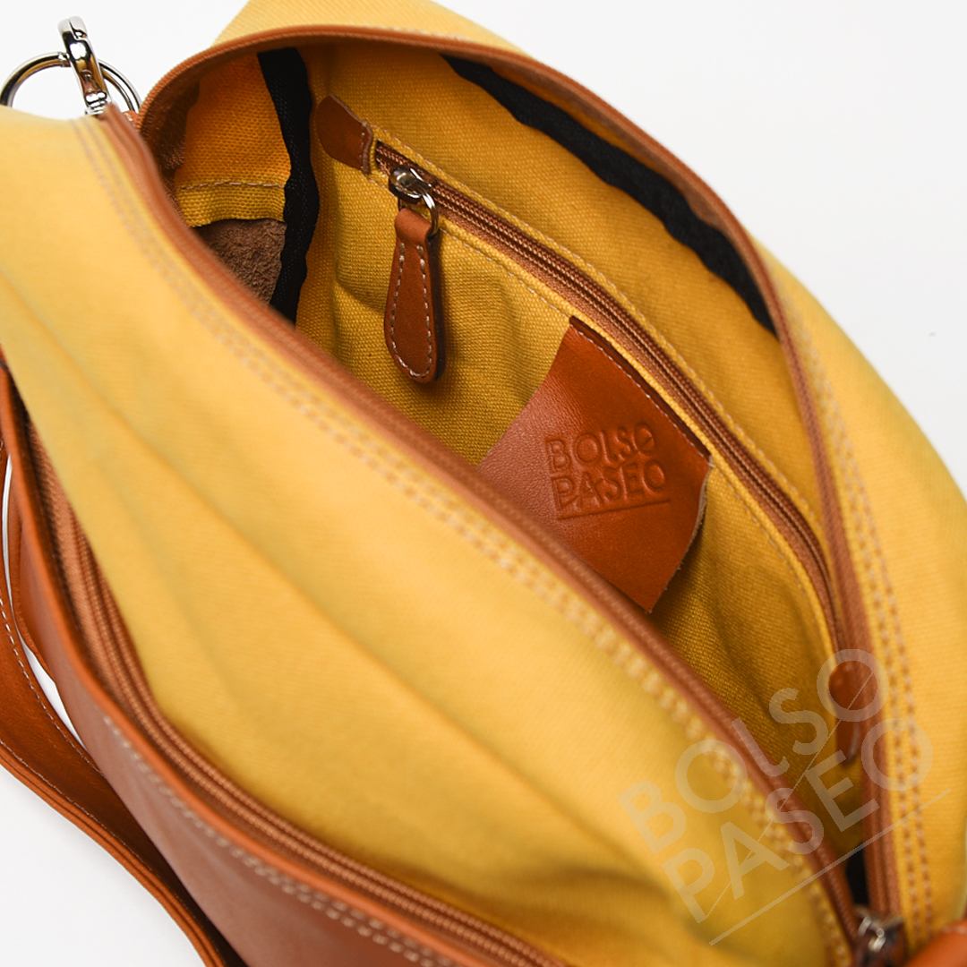 DILI-Detalle-dentro Bolso Dili de cuero y tela