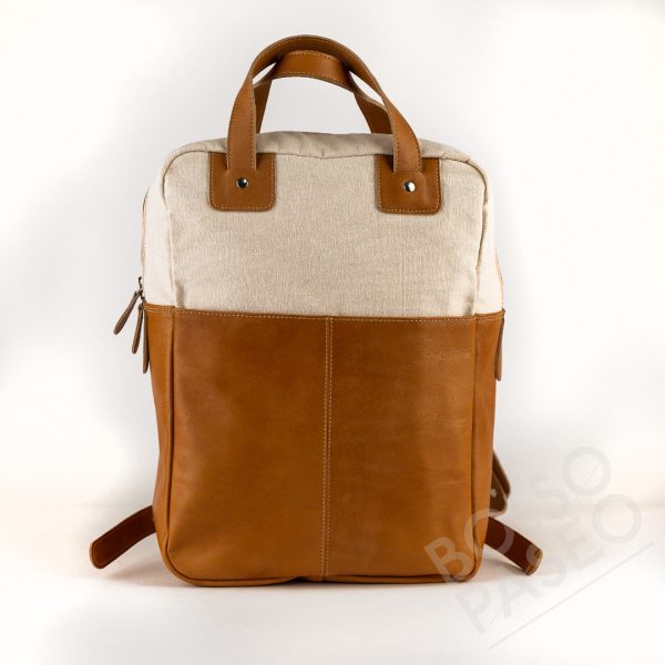 Mochila FAU de cuero y tela