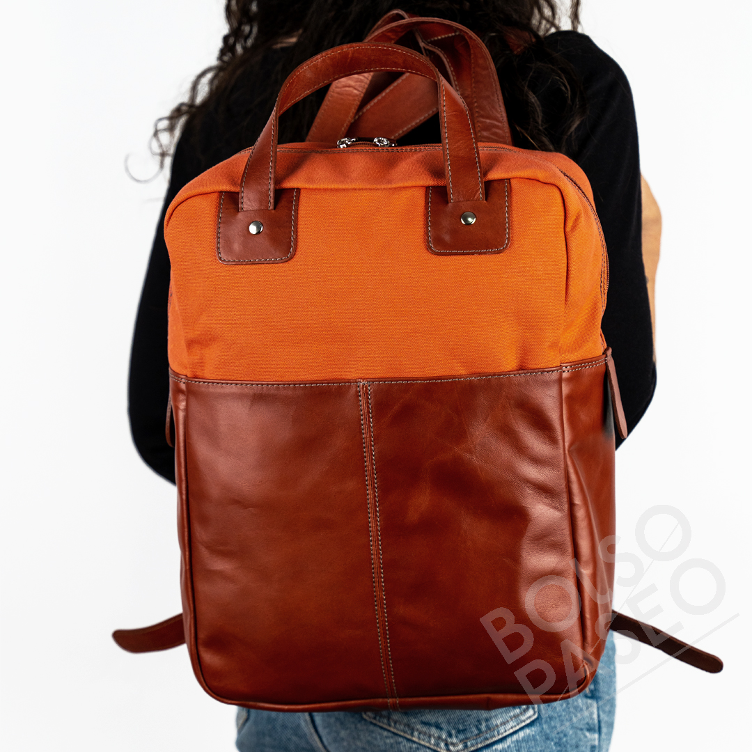 FAU-con-modelo