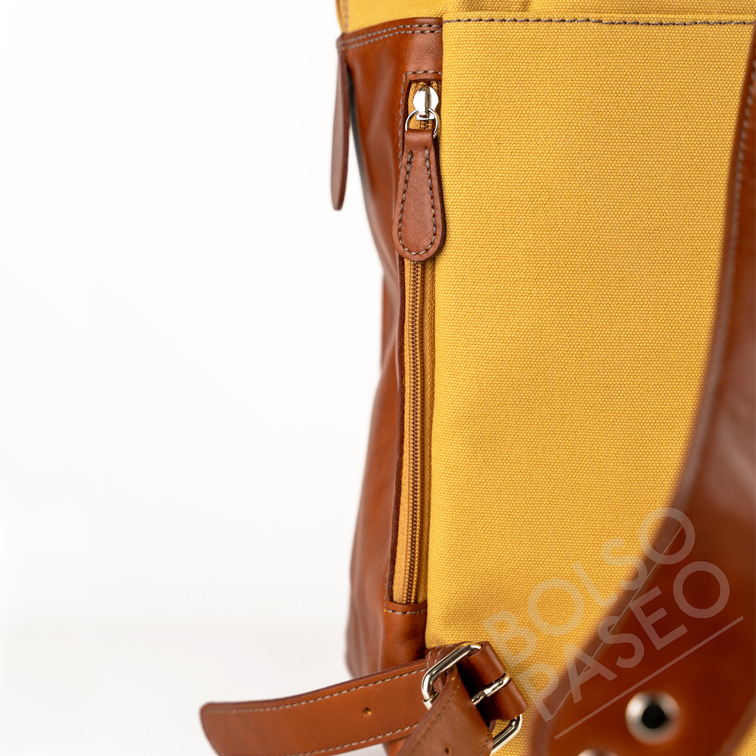 FIL detalle zipper externo Mochila Fil de cuero y tela